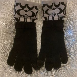 Authentic Coach gloves